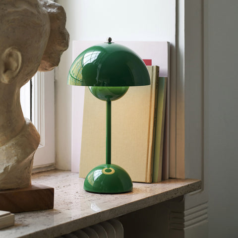 Lámpara de Mesa LED MILAN